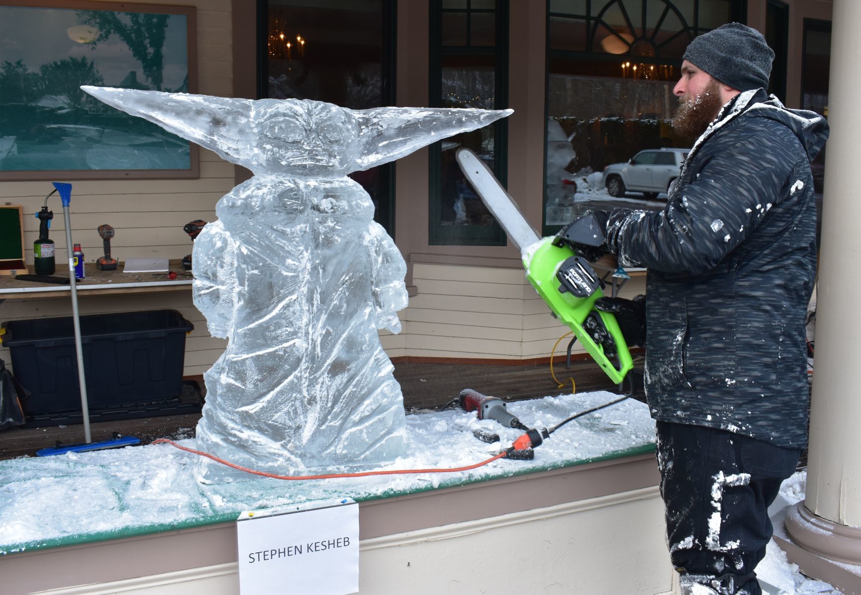Scene Setters: Baby Yoda ice carving
